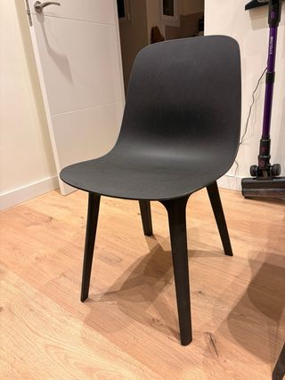 Silla IKEA ODGER Negra - muy buen estado