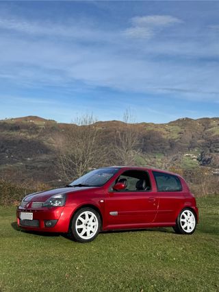 Renault Clio 2003