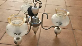 Lámpara de techo antigua