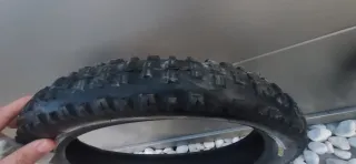 Pack neumáticos Jitsie Reverz 20''