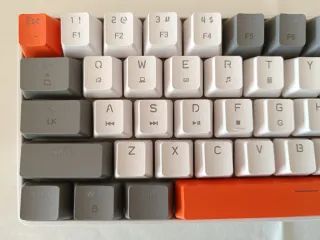 COMO NUEVO - Teclado mecánico