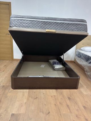 Canapés y colchones