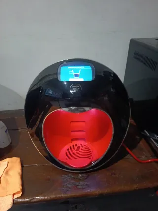 Cafetera Dolce Gusto Negra