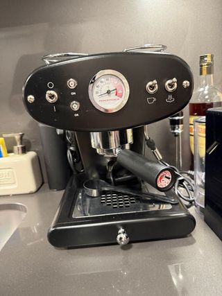 Cafetera Italiana Negra