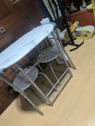 Mesa y 2 Sillas Nuevas