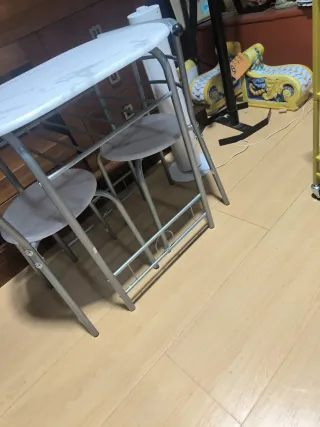 Mesa y 2 Sillas Nuevas