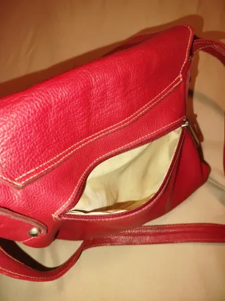 Bolso bandolera piel roja