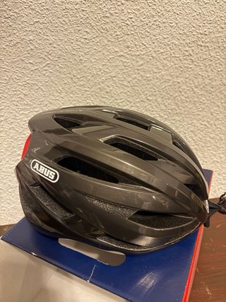 Casco abus stormchaser