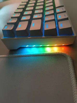 EN BUEN ESTADO - Teclado mecánico