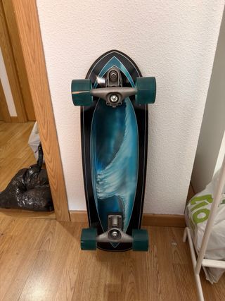 NUEVO Surfskate Carver Super Surfer