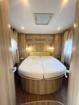 Autocaravana Cama Isla Premium integral