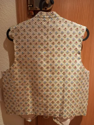 Chaleco indumentaria valenciana