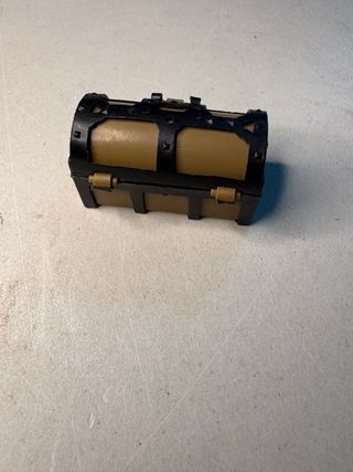 Cofre Madelman Antiguo con Monedas