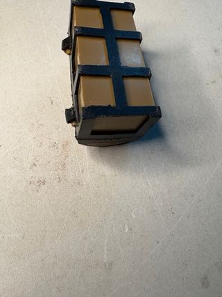 Cofre Madelman Antiguo con Monedas