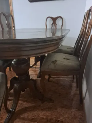 Mesa de comedor + 6 sillas estilo clásico