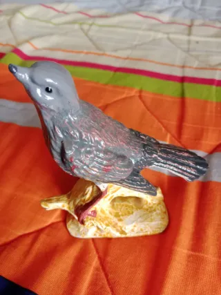 Figura Super vintage  de pájaro de campo(Pardillo)