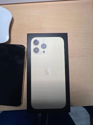 iPhone 13 Pro Max con caja NEGOCIABLE 1año garanti