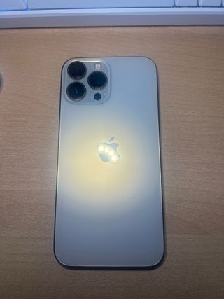 iPhone 13 Pro Max con caja NEGOCIABLE 1año garanti