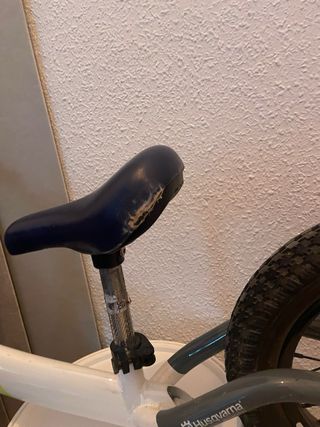 Bicicleta Husqvarna sin pedales