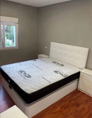 Liquidación:canapés y colchones armarios y sofas: