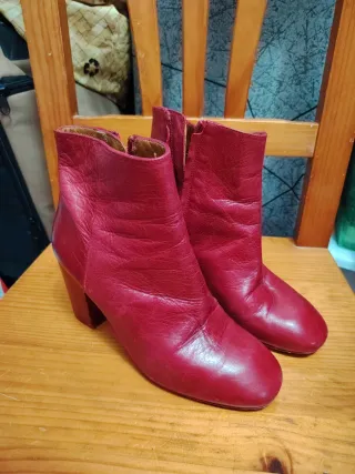 Botas Bimba y Lola rojas