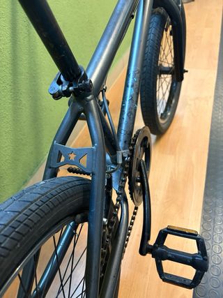 Bicicleta BMX wipe 20" con factura.