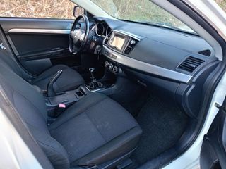 Mitsubishi Lancer 2010