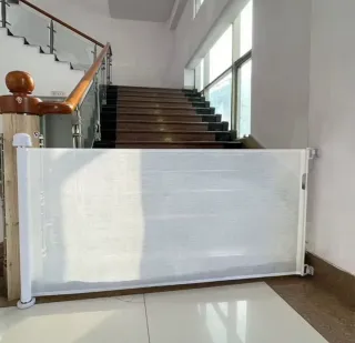 Barrera seguridad niños y mascotas 88.5cm x 150cm