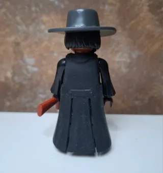 Playmobil custom pistolero