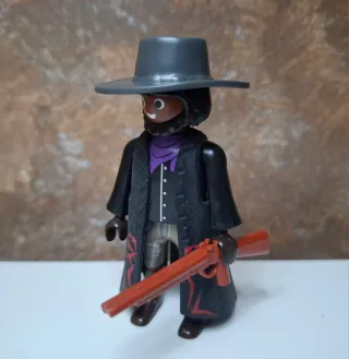 Playmobil custom pistolero