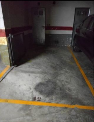 Se alquila plaza de garaje para moto