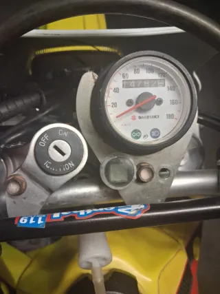 Suzuki DRZ400E Enduro Moto
