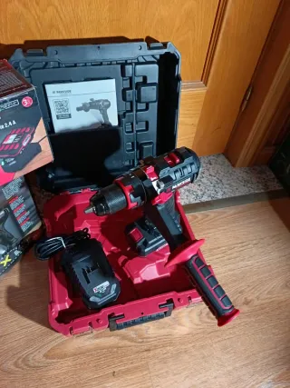 Taladro Percutor Parkside 20V + Batería + Cargador