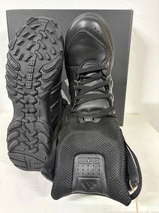 Botas talla 46 2/3 ADIDAS GSG 9.2. COD2
