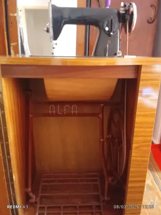 Mueble máquina de coser