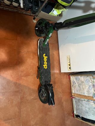 Patinete Eléctrico Jeep Verde