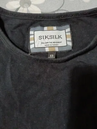 Camiseta SIKSILK ORIGINAL Mujer Talla XS Negra