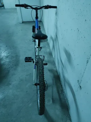 Bicicleta de Montaña 26 Blanca y Azul