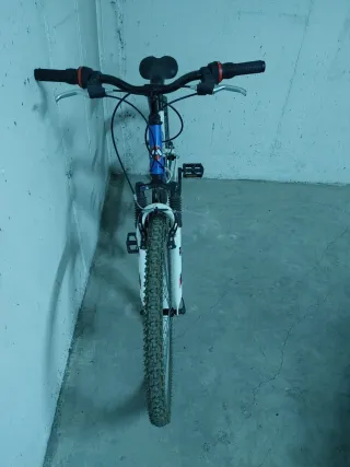 Bicicleta de Montaña 26 Blanca y Azul