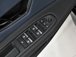 Nissan Micra Long Range 4x2 Tekna