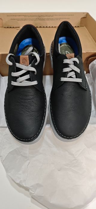 Zapatos Clarks piel negros n 39.5.Nuevos