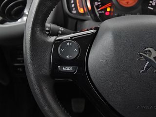 Peugeot 108 Allure VTi 52kW (72CV)