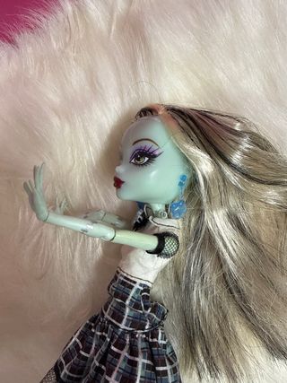 Muñeca Monster High Frankie Ghouls Alive