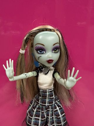 Muñeca Monster High Frankie Ghouls Alive