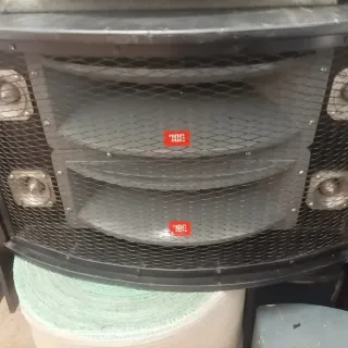 Altavoz JBL Gris