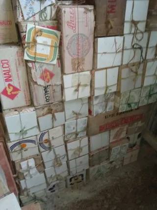 Azulejos antiguos decorados