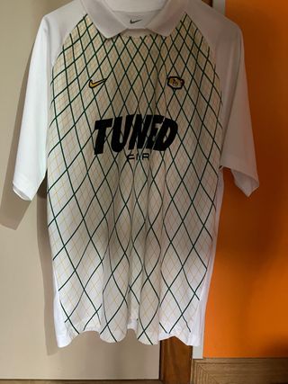 Camiseta Nike Tuned Air Talla M