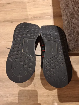 Zapatillas Adidas NMD R1 Negras Rojas Talla 43.5