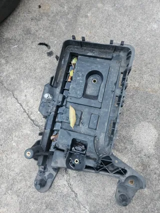 Soporte Batería Seat León MK2