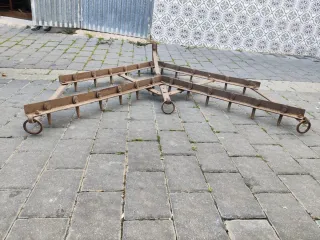 Rastrillo para mulos antiguo